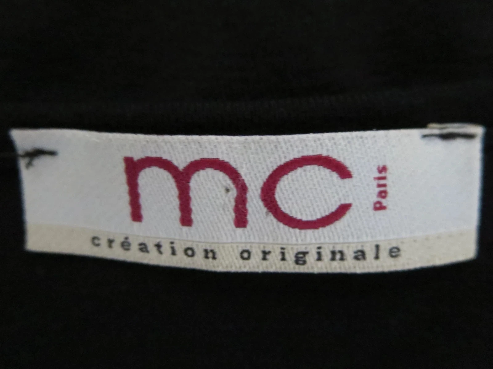 Haut noir original MC Paris - Pièce unique / Création originale - Taille 38/40 – photo 3